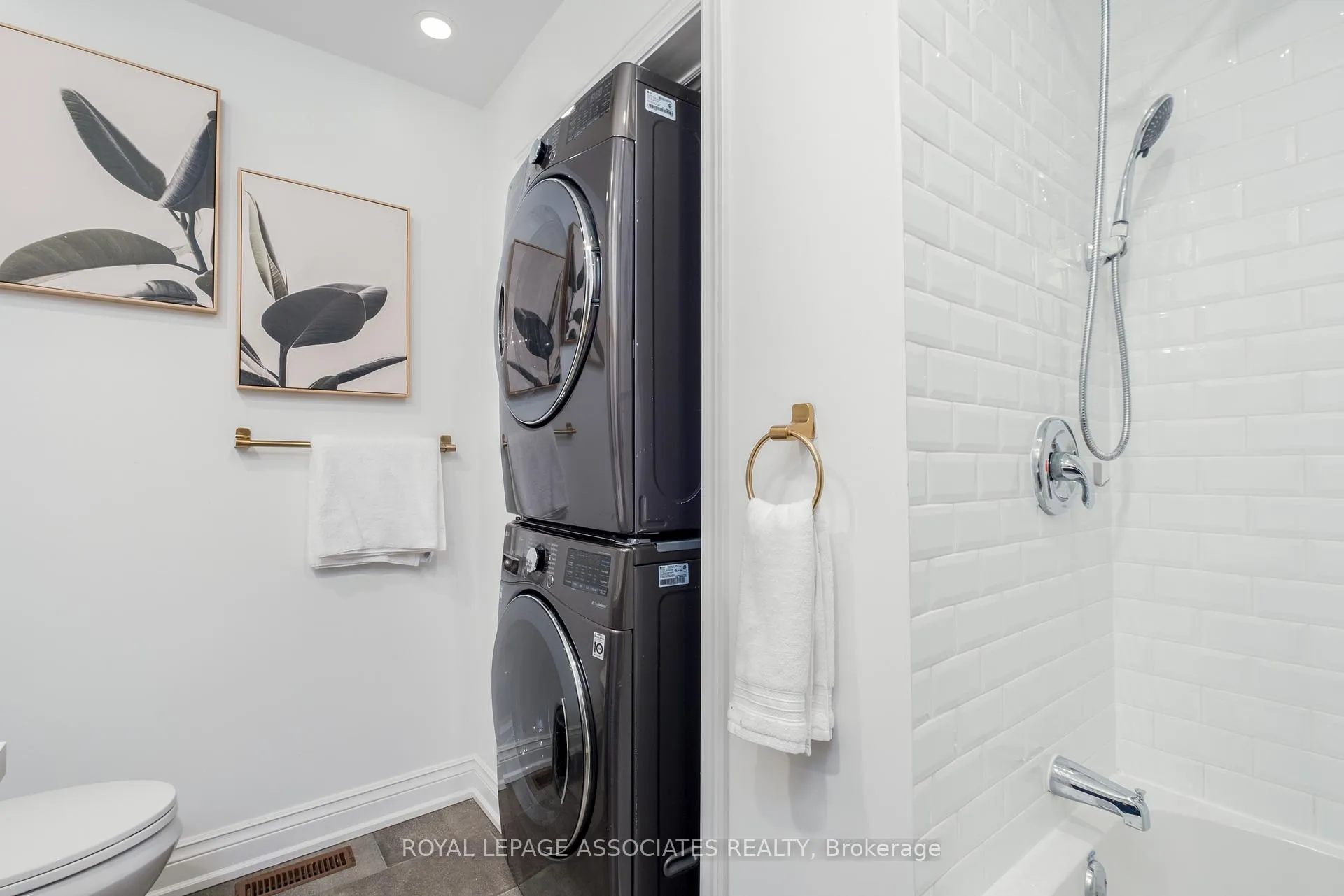 Photo 30 of 14 Clandfield Street, Markham, Rouge River Estates — HOMEH