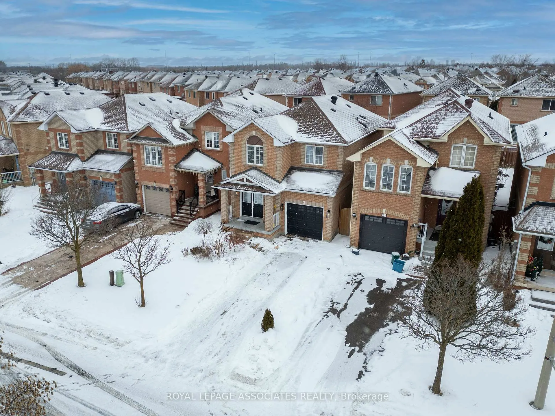 Photo 39 of 14 Clandfield Street, Markham, Rouge River Estates — HOMEH