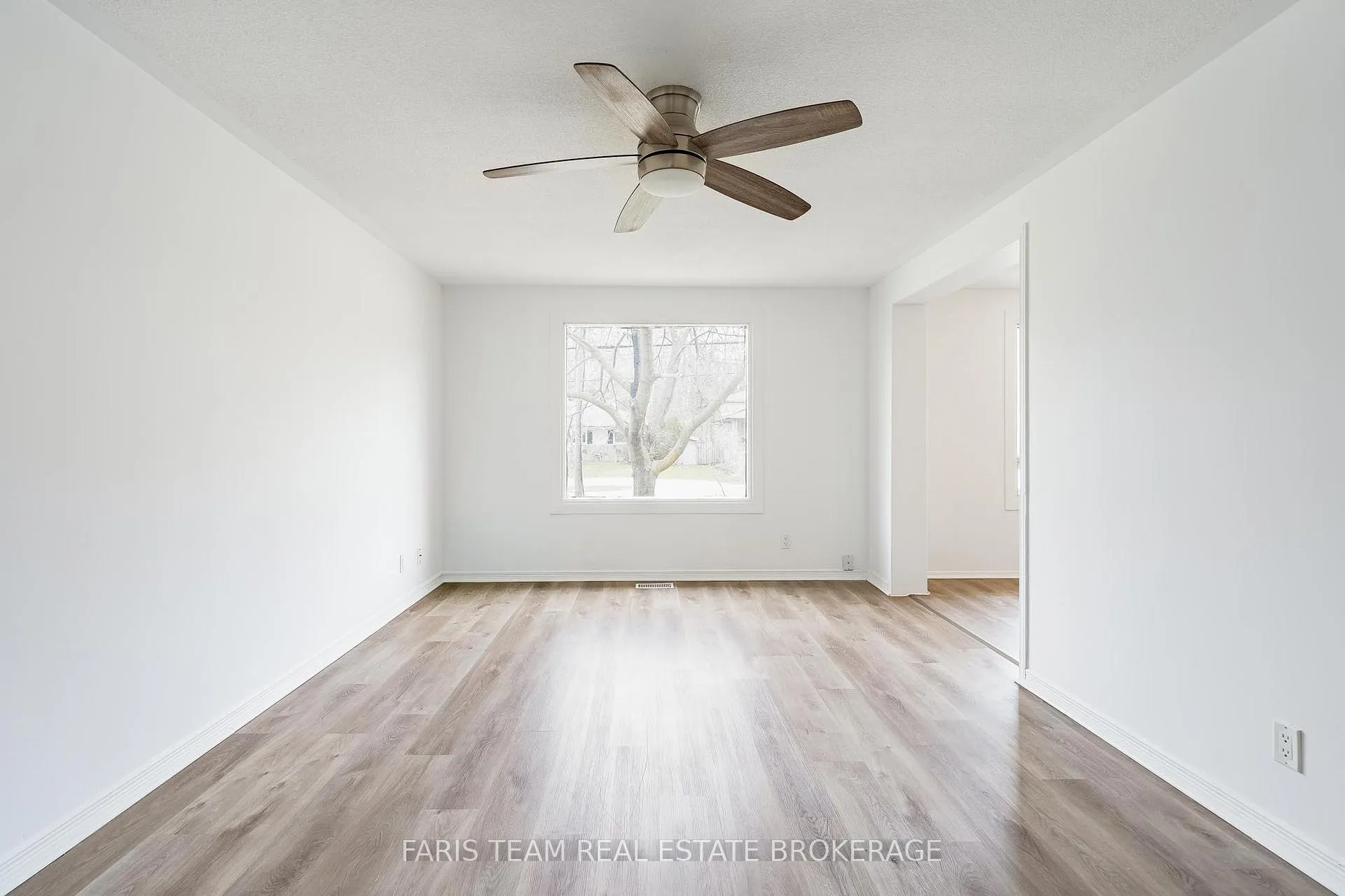 Photo 9 of 472 William Street, Midland — HOMEH