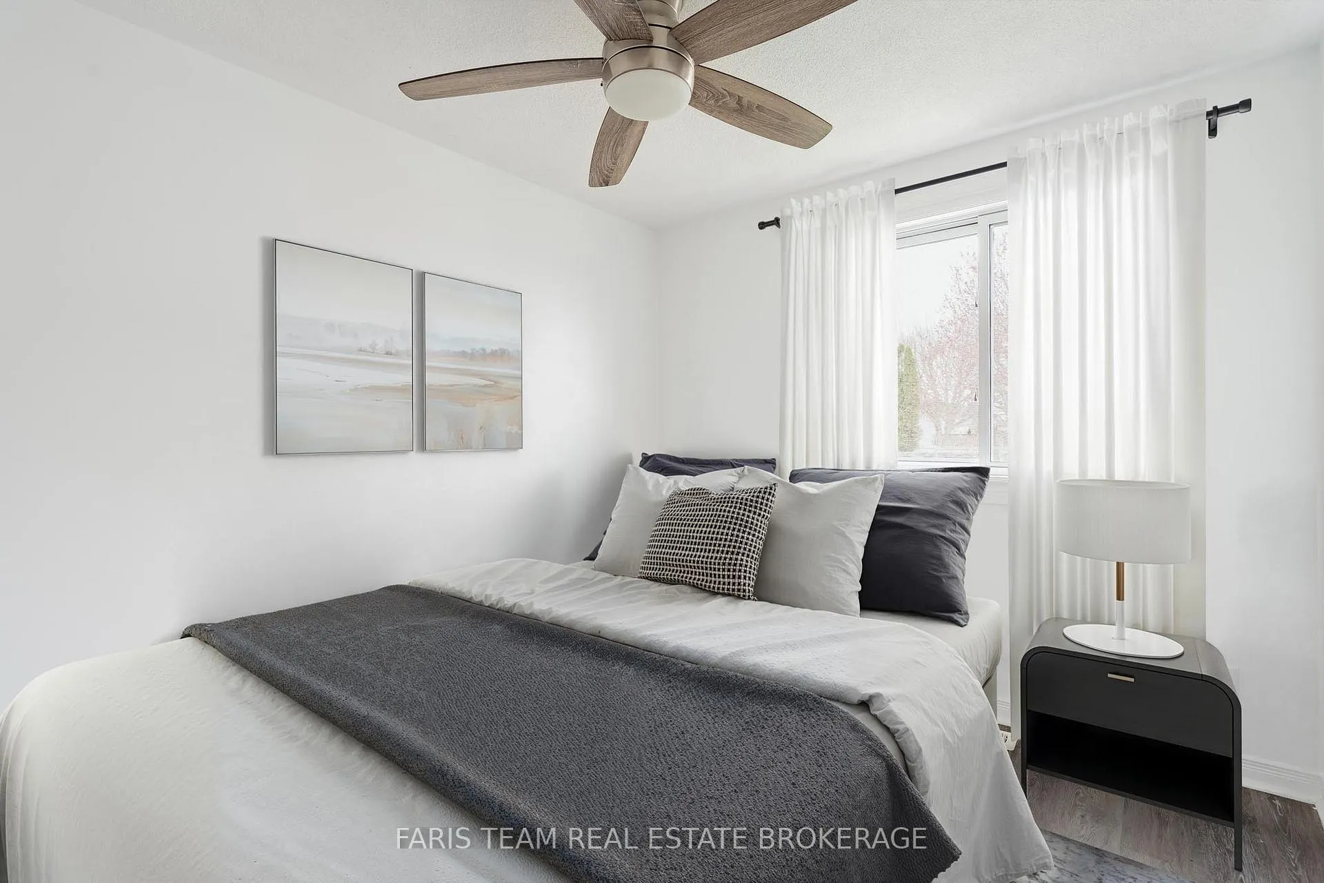 Photo 17 of 472 William Street, Midland — HOMEH