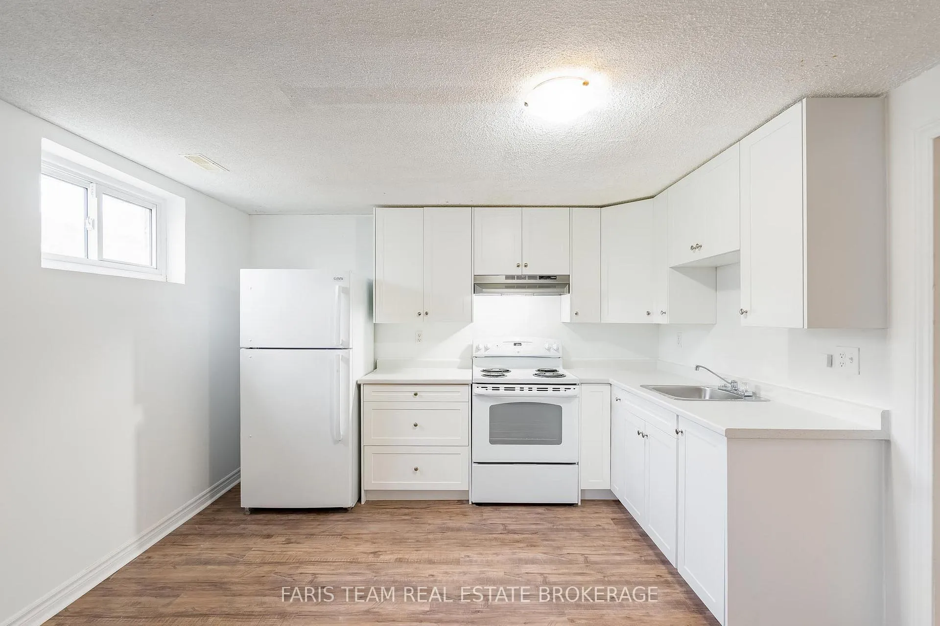 Photo 20 of 472 William Street, Midland — HOMEH