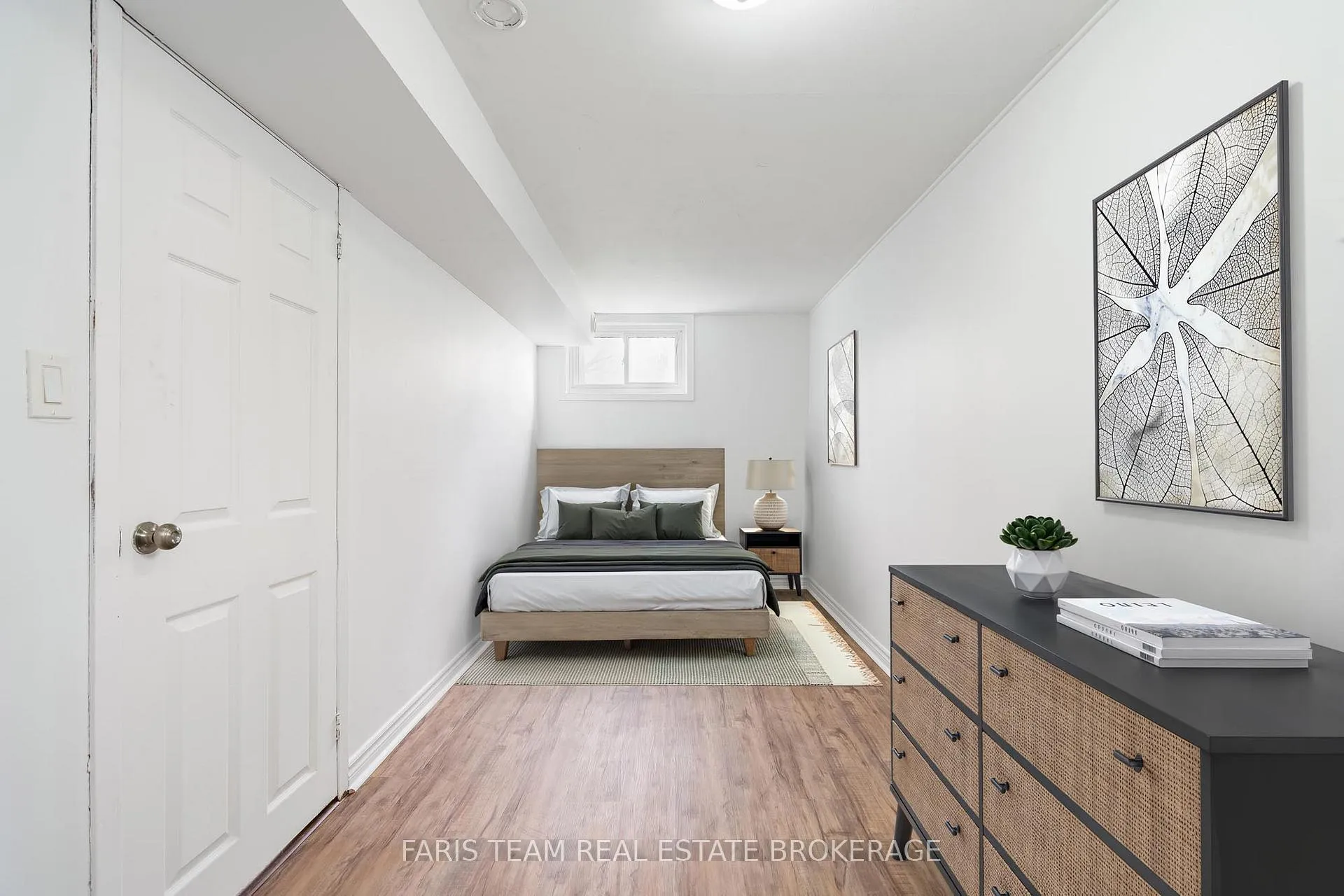 Photo 29 of 472 William Street, Midland — HOMEH