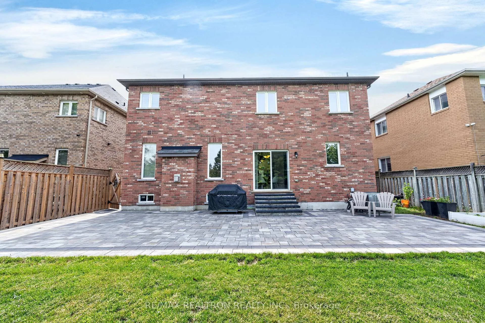 Photo 32 of 43 Keeble Crescent, Ajax, Central — HOMEH