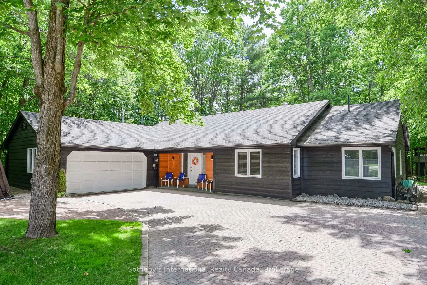 Photo 3 of 200 Tiffany Trail, Gravenhurst, Muskoka (S) — HOMEH