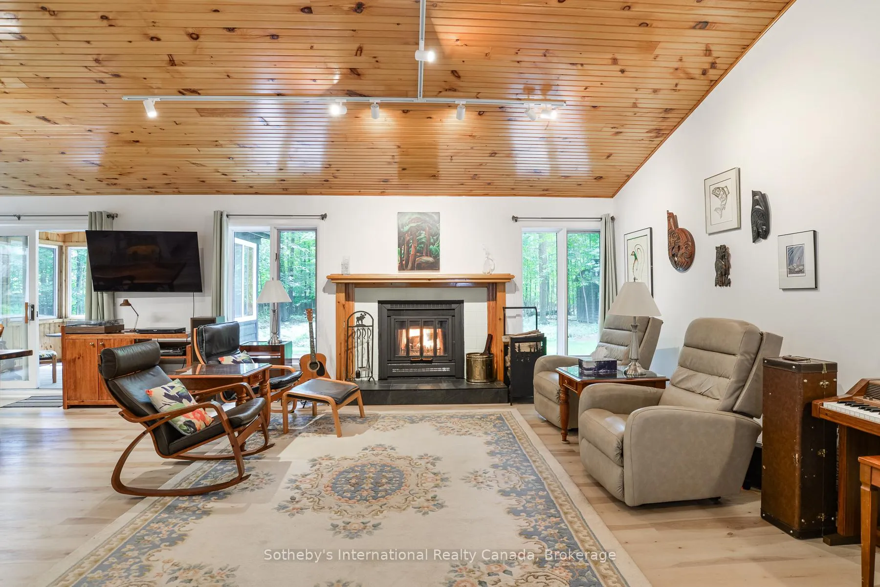Photo 9 of 200 Tiffany Trail, Gravenhurst, Muskoka (S) — HOMEH