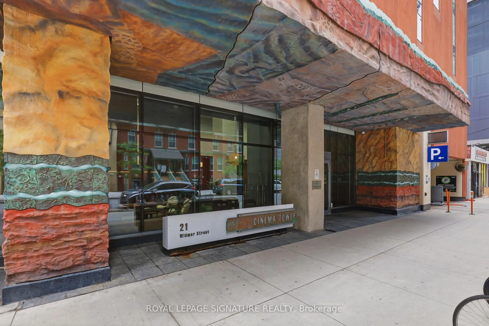 Photo 2 of Unit 3801, 21 Widmer Street, Toronto, Waterfront Communities — HOMEH