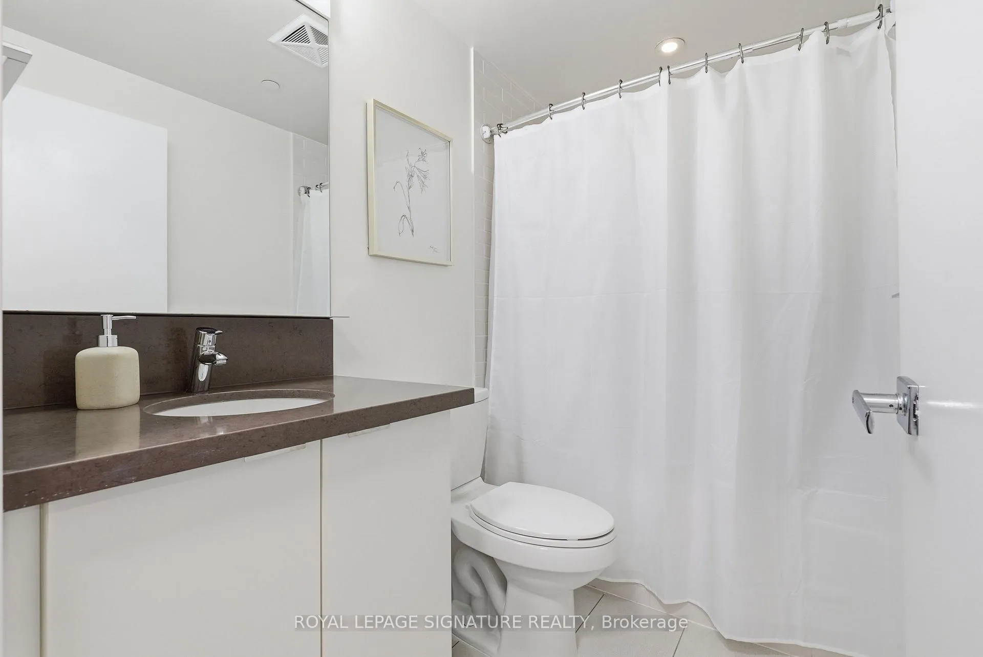 Photo 14 of Unit 3801, 21 Widmer Street, Toronto, Waterfront Communities — HOMEH