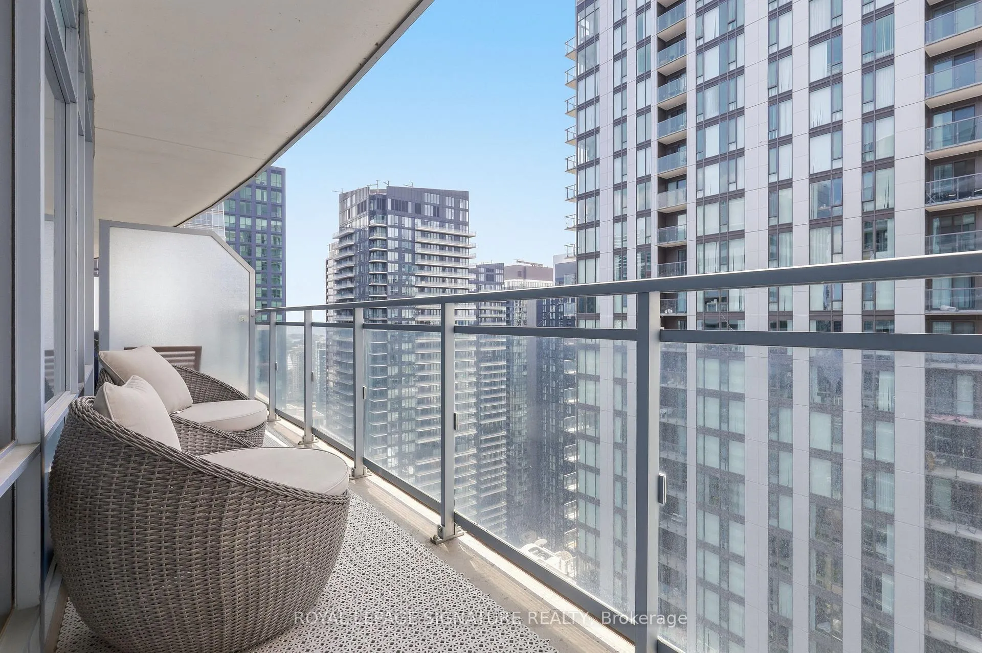 Photo 15 of Unit 3801, 21 Widmer Street, Toronto, Waterfront Communities — HOMEH