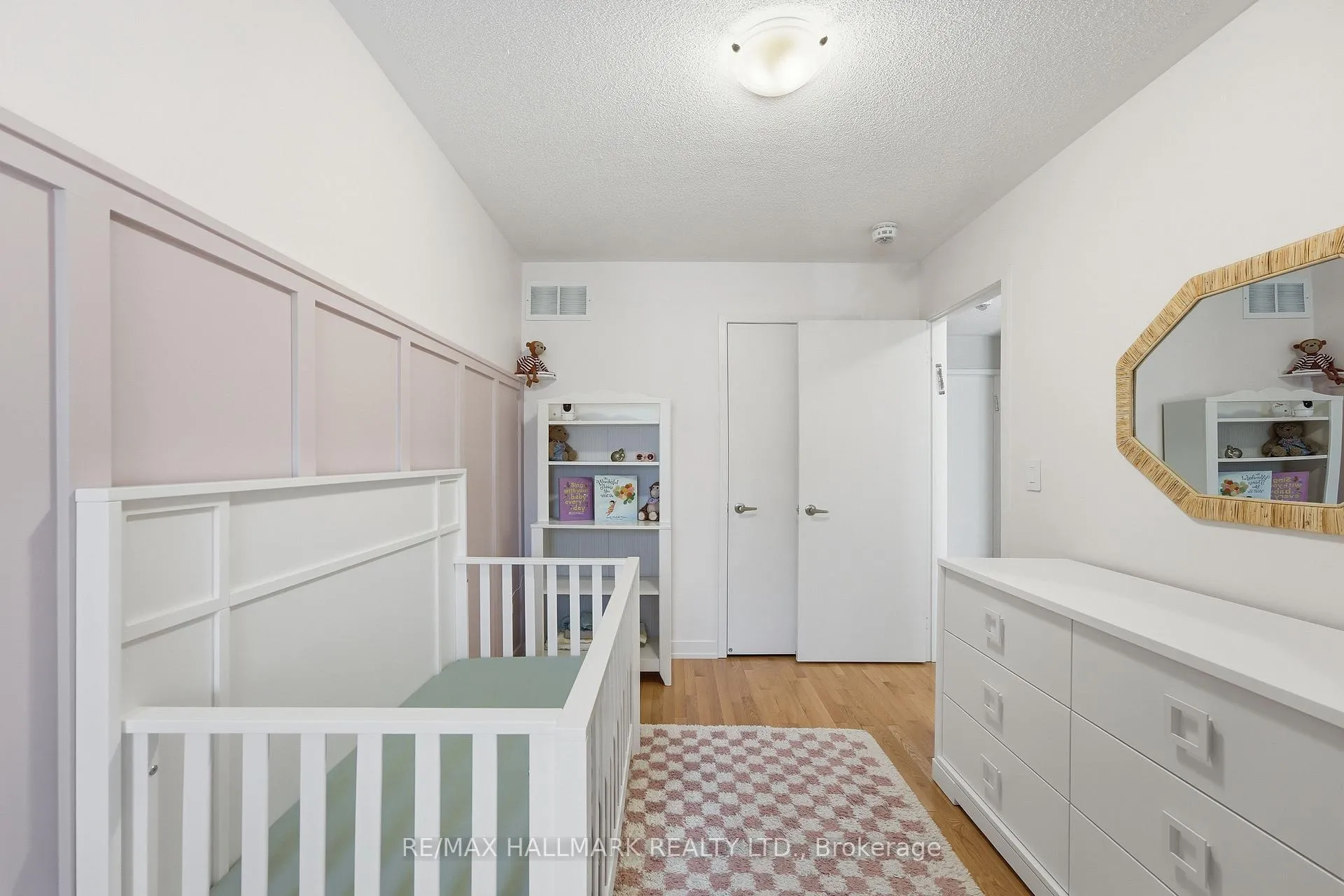 Photo 27 of 7 Harcourt Street, Vaughan, Patterson — HOMEH