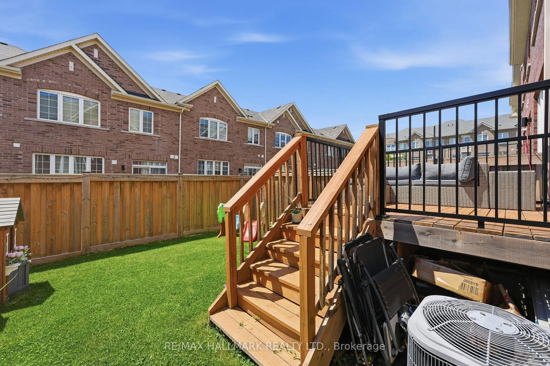 Photo 37 of 7 Harcourt Street, Vaughan, Patterson — HOMEH