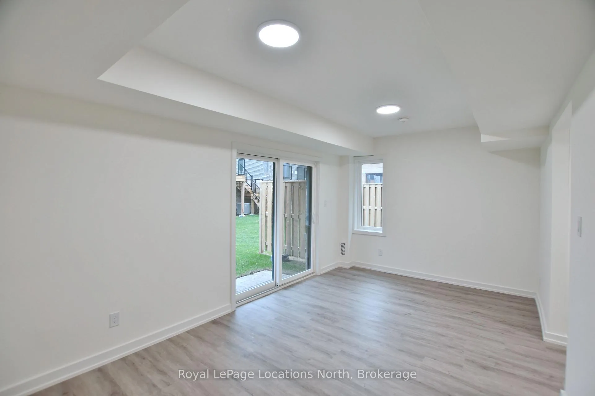 Photo 7 of Unit 5, 35 Dawson Drive, Collingwood — HOMEH