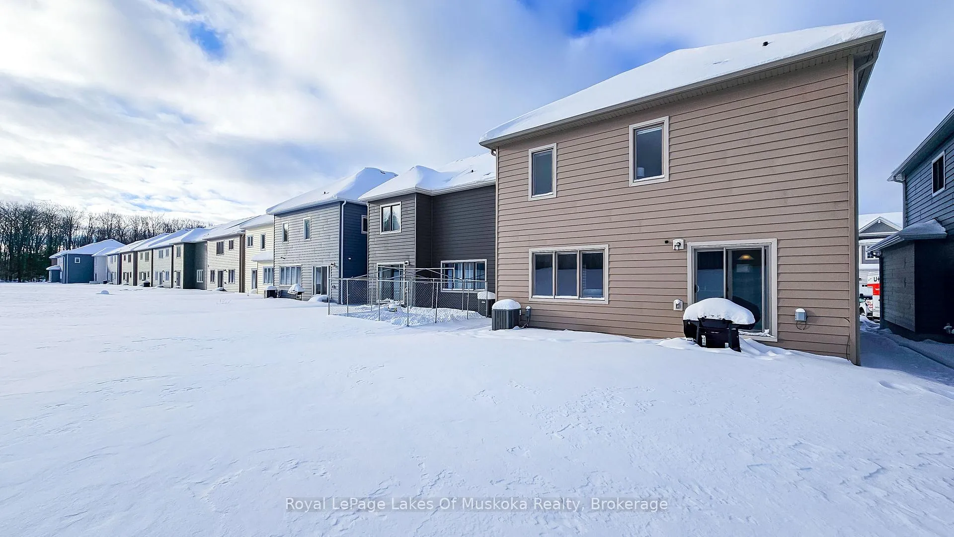 Photo 10 of 345 Mceachern Lane, Gravenhurst, Muskoka (S) — HOMEH