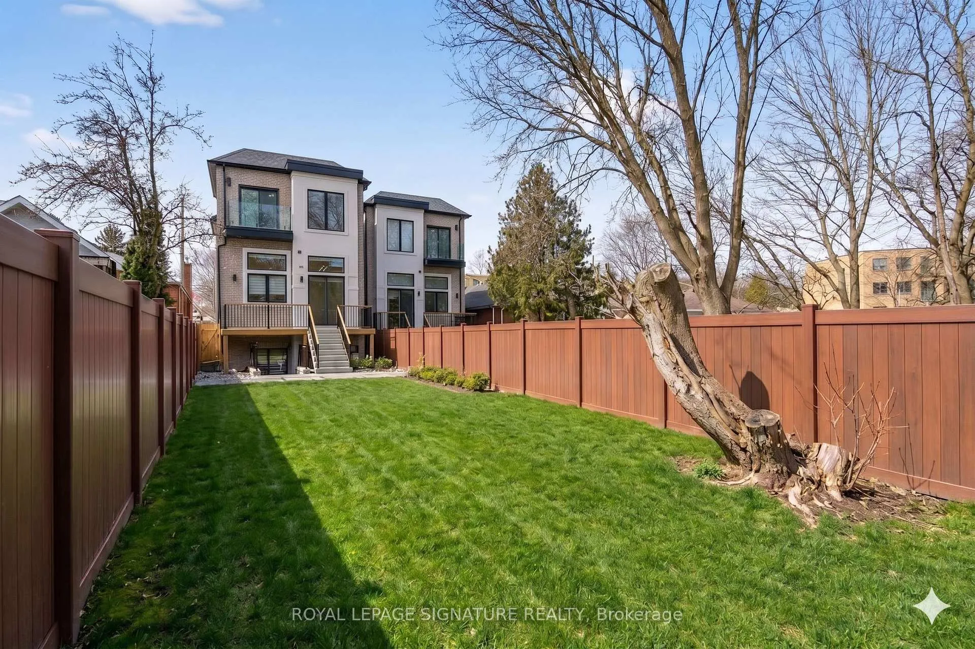 Photo 2 of 245 Ferris Road, Toronto, O'Connor-Parkview — HOMEH