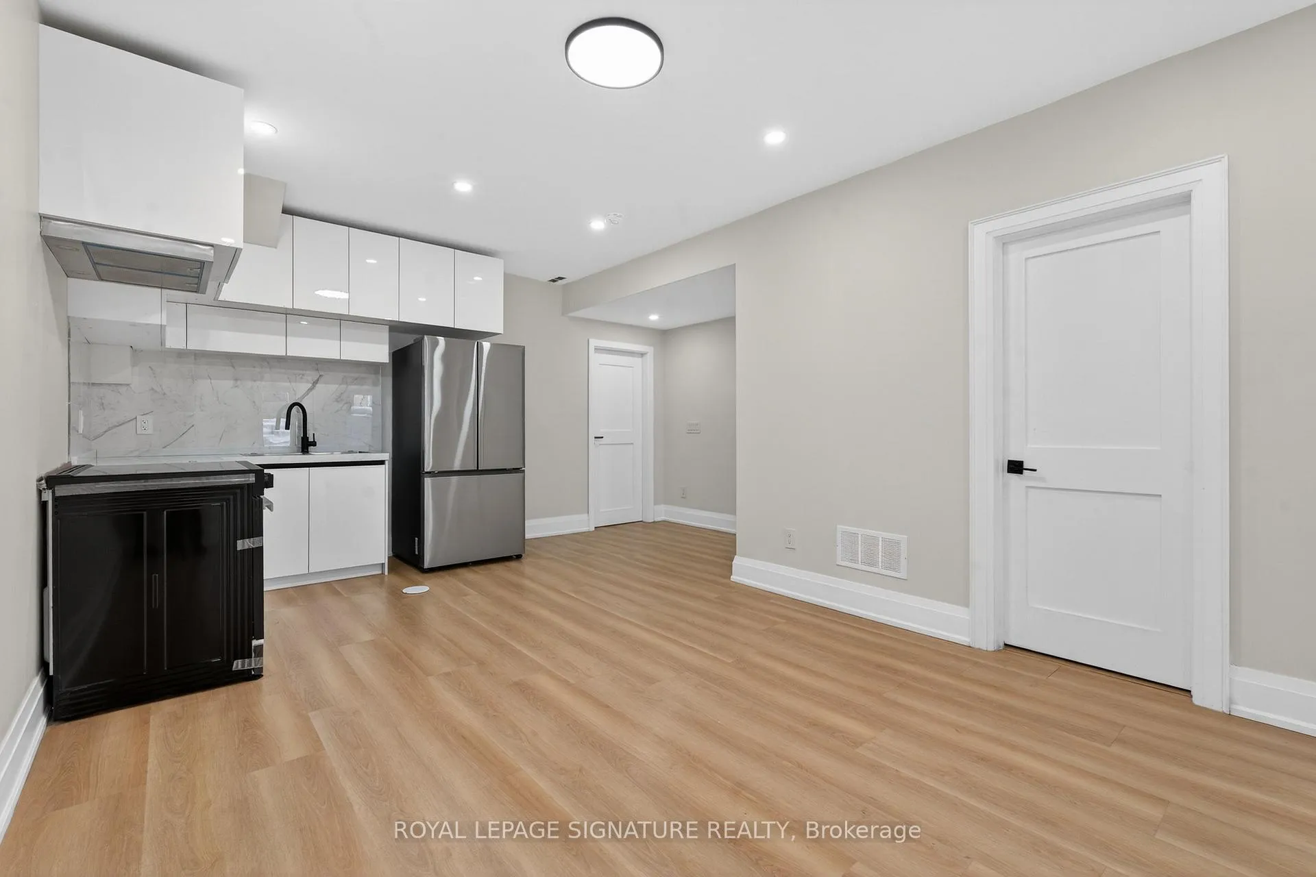 Photo 37 of 245 Ferris Road, Toronto, O'Connor-Parkview — HOMEH