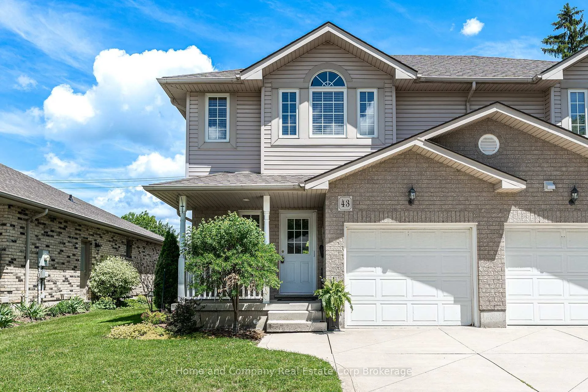Photo 1 of 43 Gregory Crescent, Stratford — HOMEH