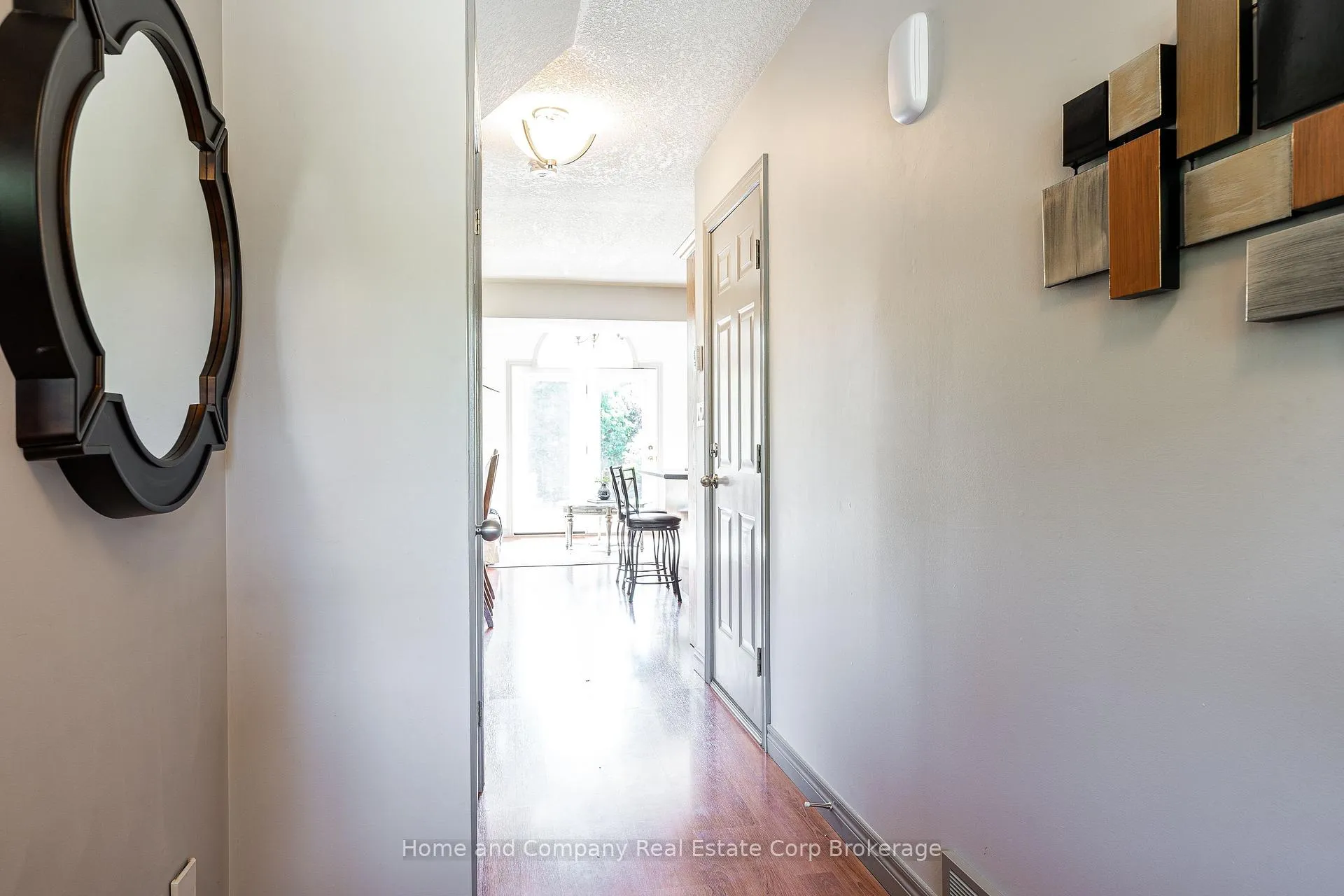 Photo 6 of 43 Gregory Crescent, Stratford — HOMEH