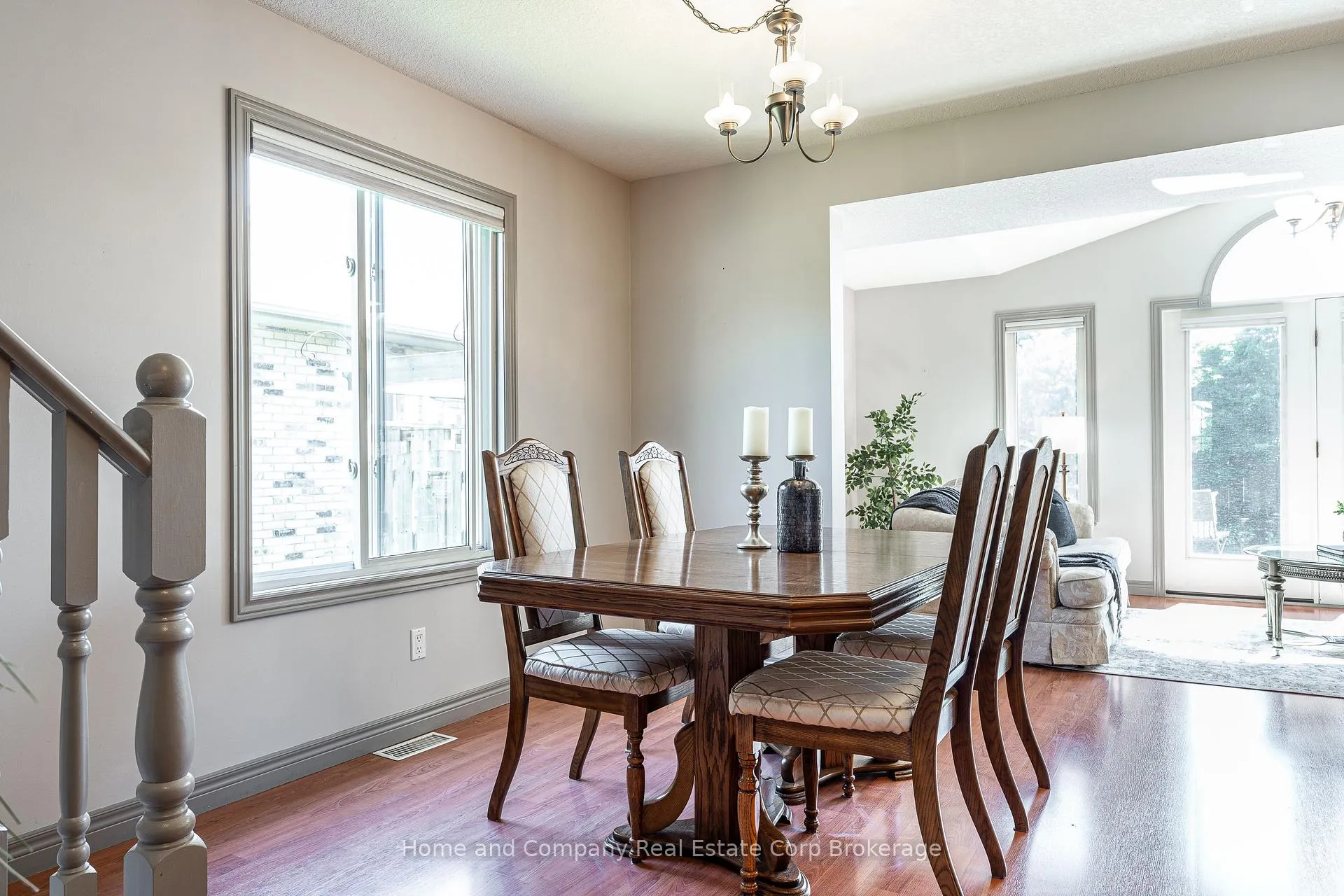 Photo 7 of 43 Gregory Crescent, Stratford — HOMEH