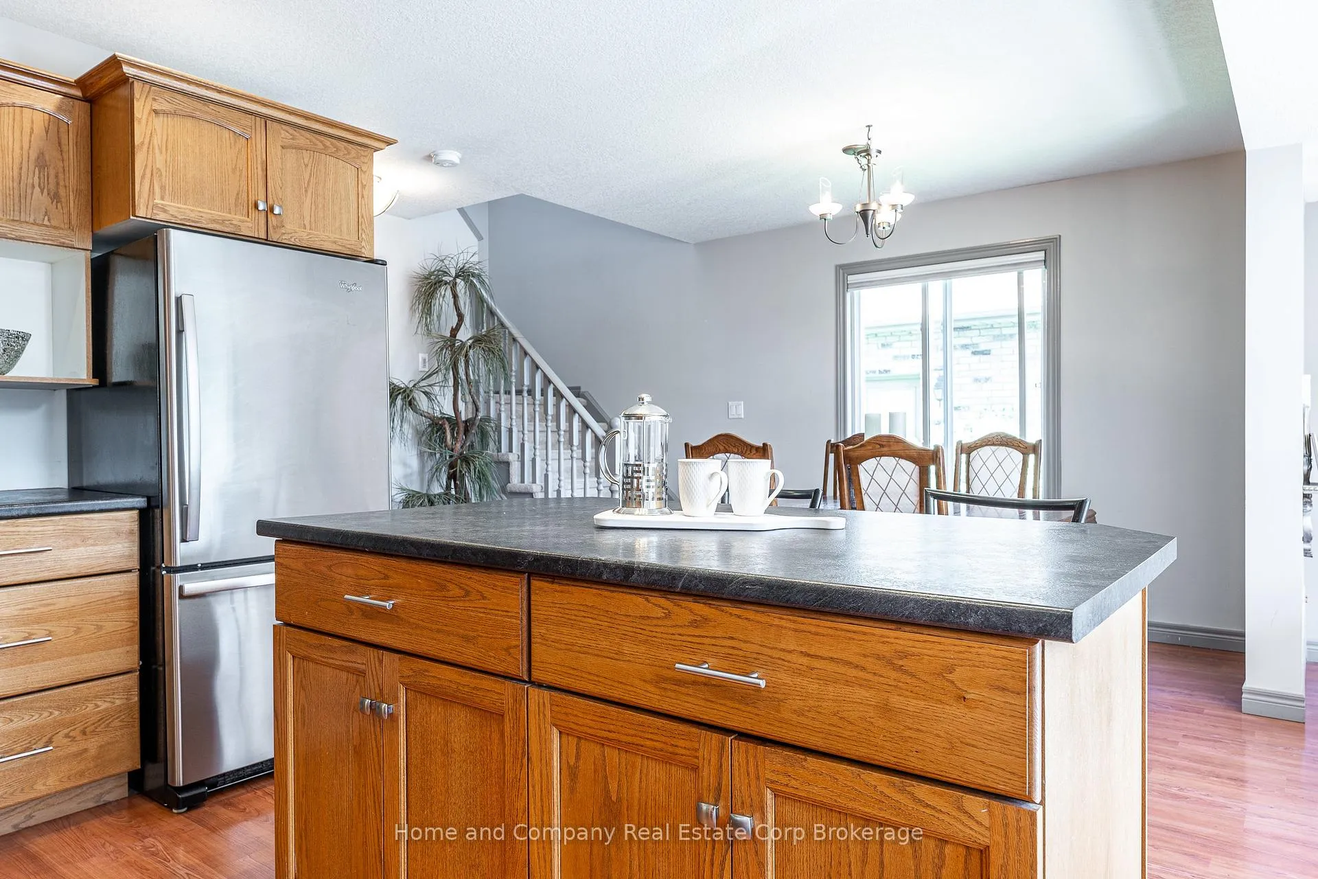 Photo 12 of 43 Gregory Crescent, Stratford — HOMEH