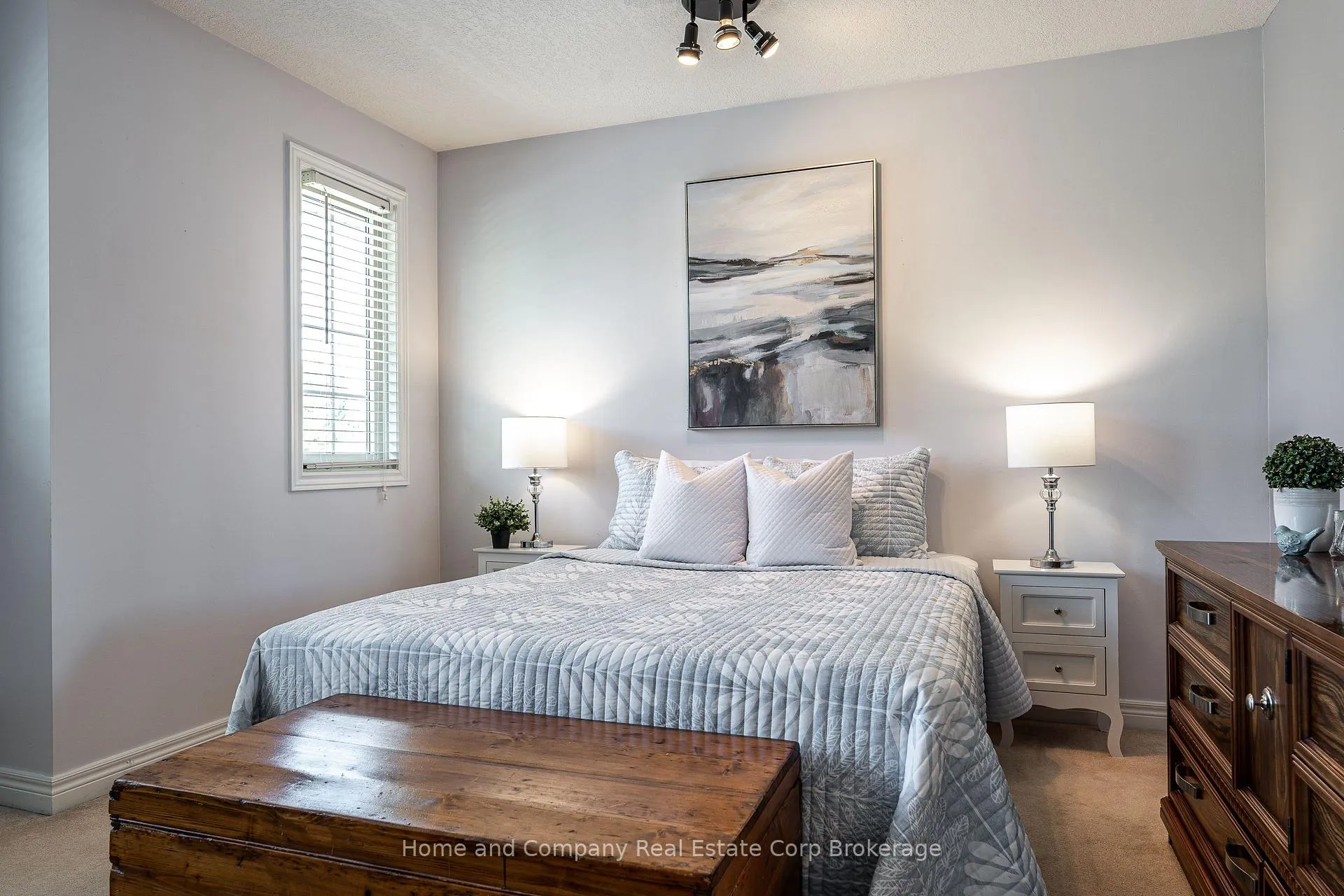 Photo 22 of 43 Gregory Crescent, Stratford — HOMEH