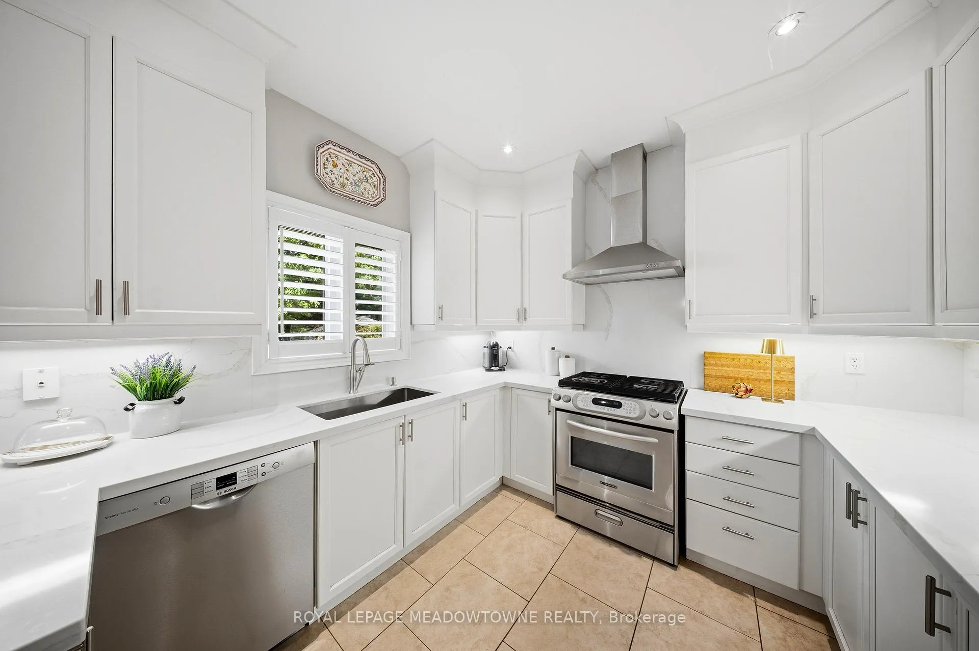 Photo 13 of 5 Filton Road, Caledon, Caledon East — HOMEH