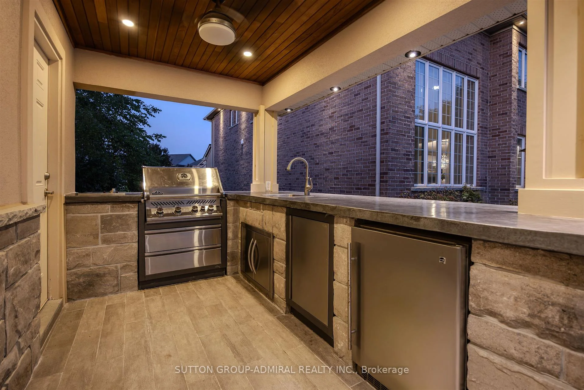Photo 9 of 22 James Bowman Court, King, Nobleton — HOMEH