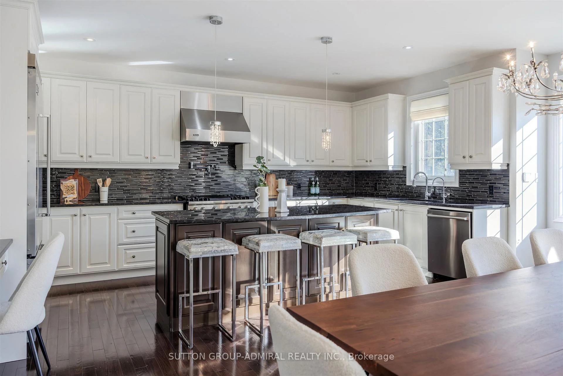 Photo 32 of 22 James Bowman Court, King, Nobleton — HOMEH