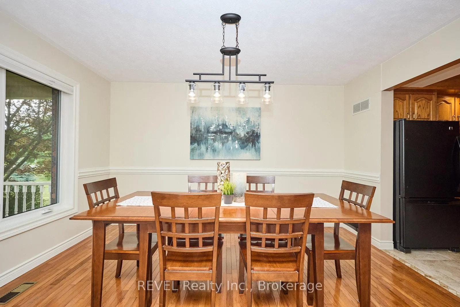 Photo 12 of 354 Doan's Ridge Road, Welland, Cooks Mills — HOMEH