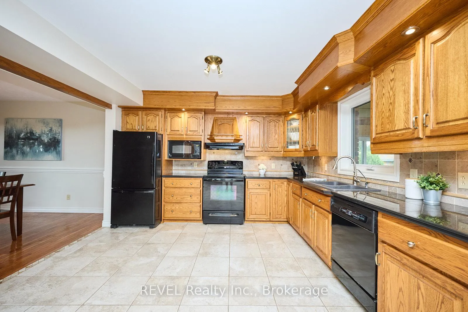 Photo 16 of 354 Doan's Ridge Road, Welland, Cooks Mills — HOMEH