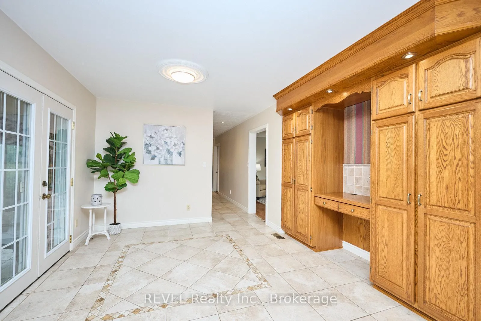 Photo 17 of 354 Doan's Ridge Road, Welland, Cooks Mills — HOMEH