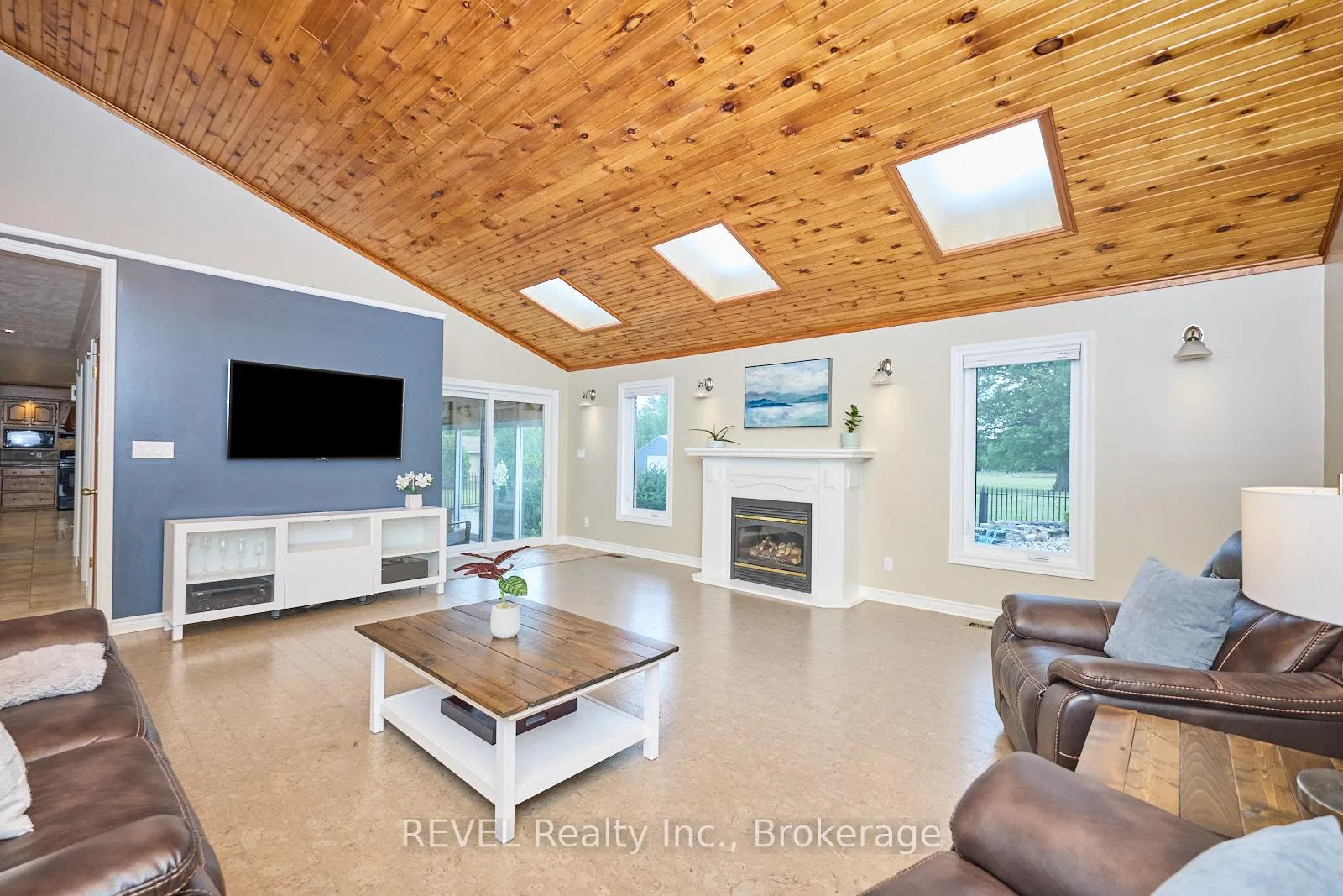 Photo 21 of 354 Doan's Ridge Road, Welland, Cooks Mills — HOMEH