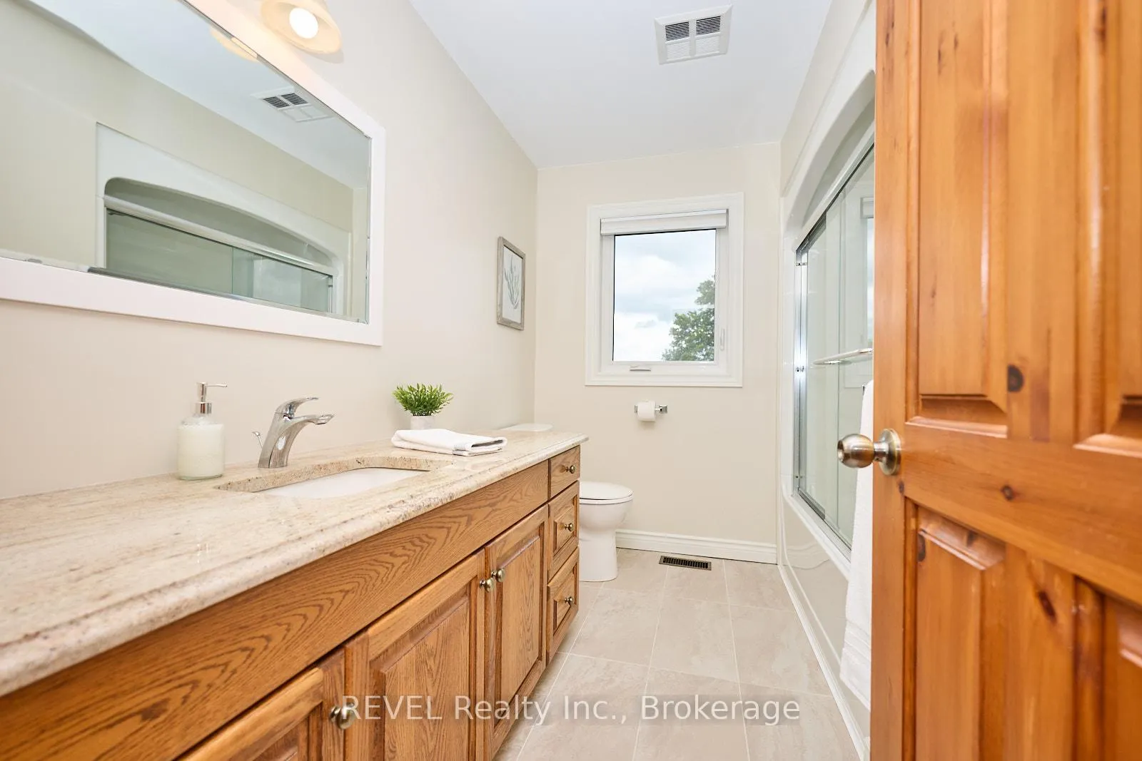 Photo 36 of 354 Doan's Ridge Road, Welland, Cooks Mills — HOMEH