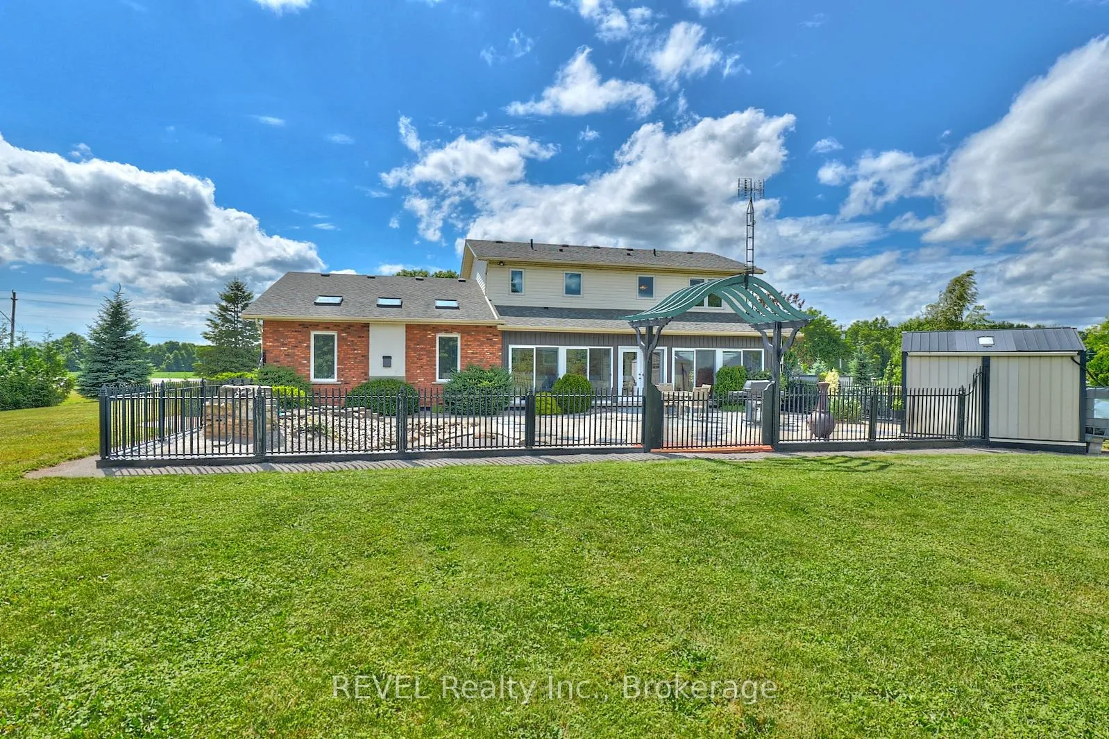 Photo 45 of 354 Doan's Ridge Road, Welland, Cooks Mills — HOMEH
