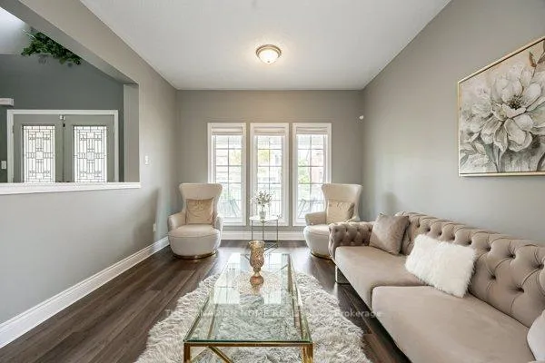 Photo 6 of 37 Darius Harns Drive, Whitby, Brooklin — HOMEH