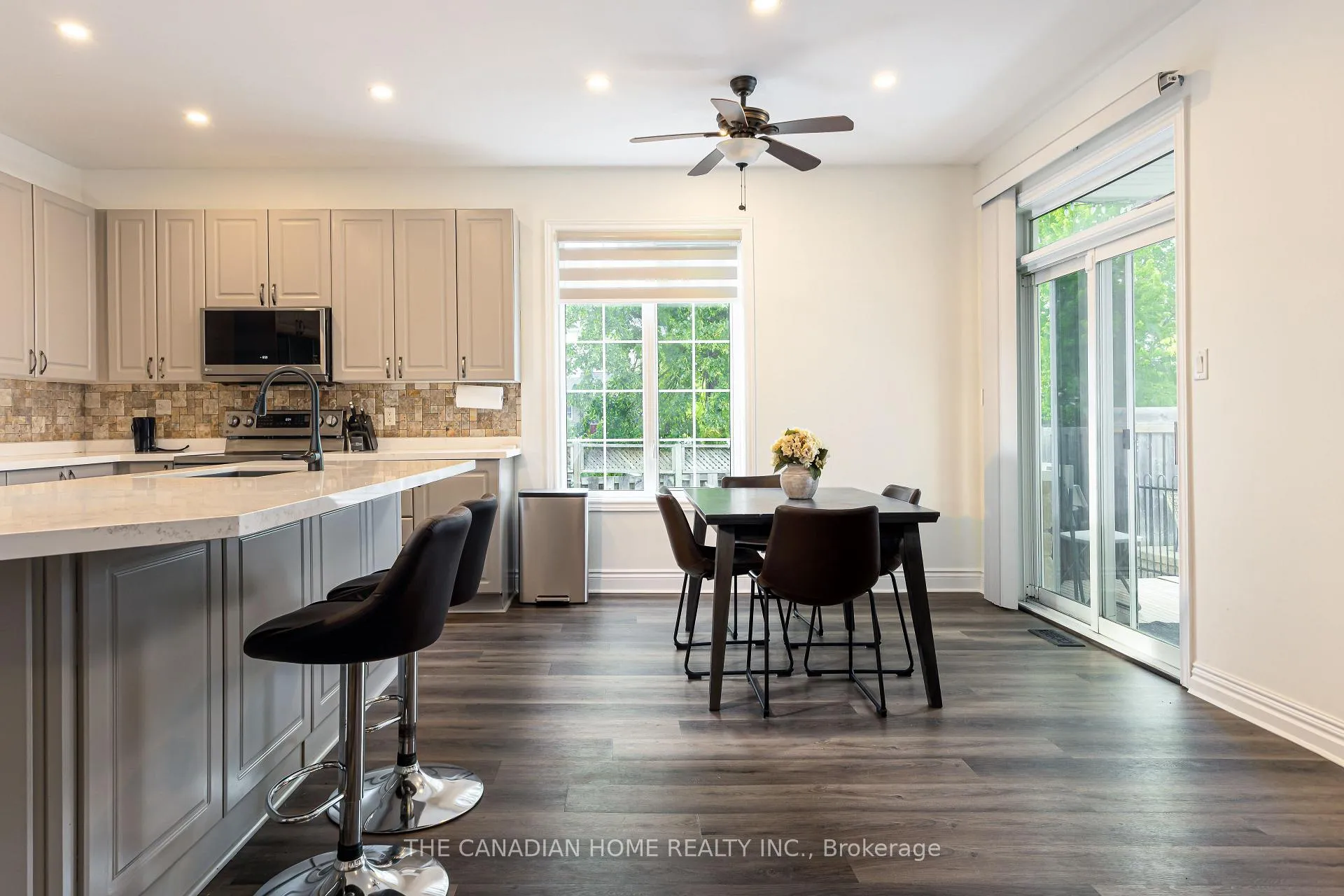 Photo 8 of 37 Darius Harns Drive, Whitby, Brooklin — HOMEH
