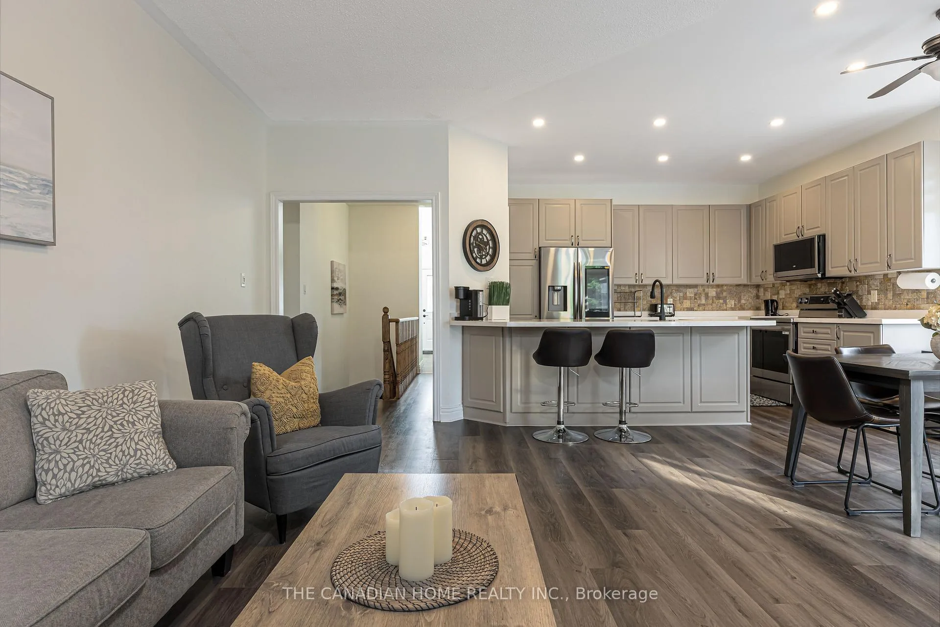 Photo 12 of 37 Darius Harns Drive, Whitby, Brooklin — HOMEH