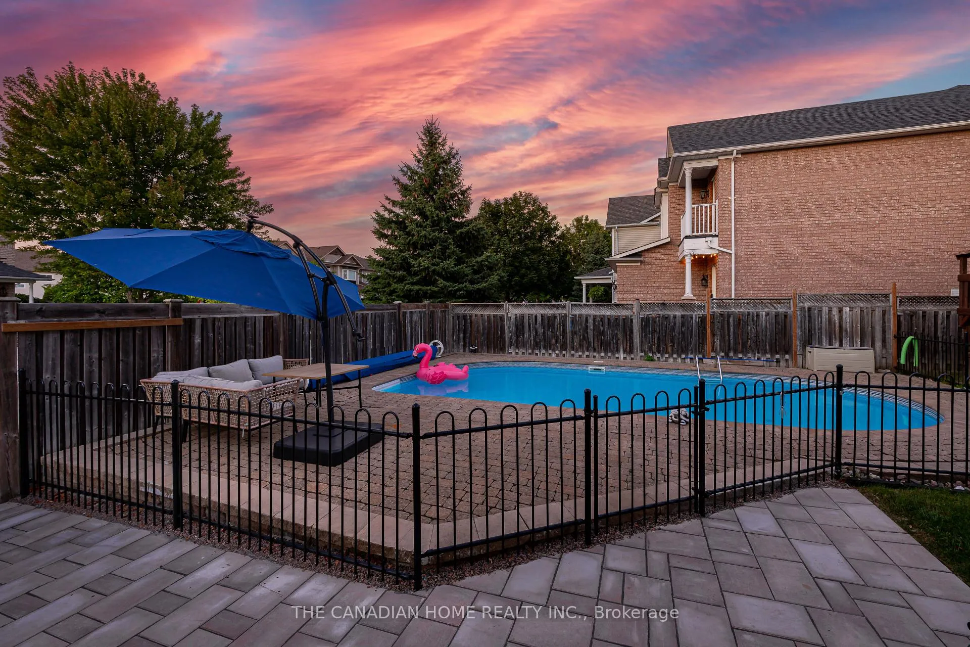 Photo 24 of 37 Darius Harns Drive, Whitby, Brooklin — HOMEH