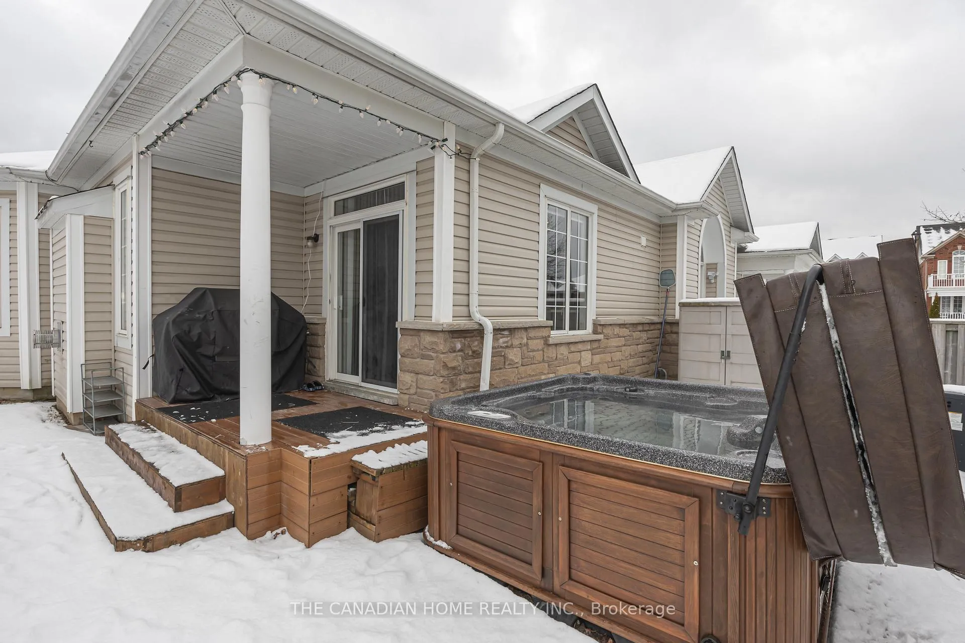 Photo 25 of 37 Darius Harns Drive, Whitby, Brooklin — HOMEH
