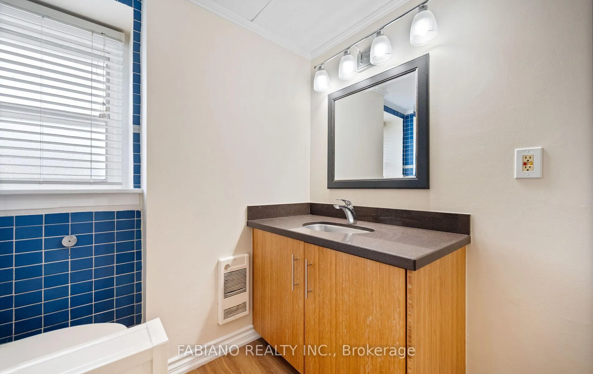 Photo 26 of 7872 - 7876 Kipling Avenue, Vaughan, West Woodbridge — HOMEH