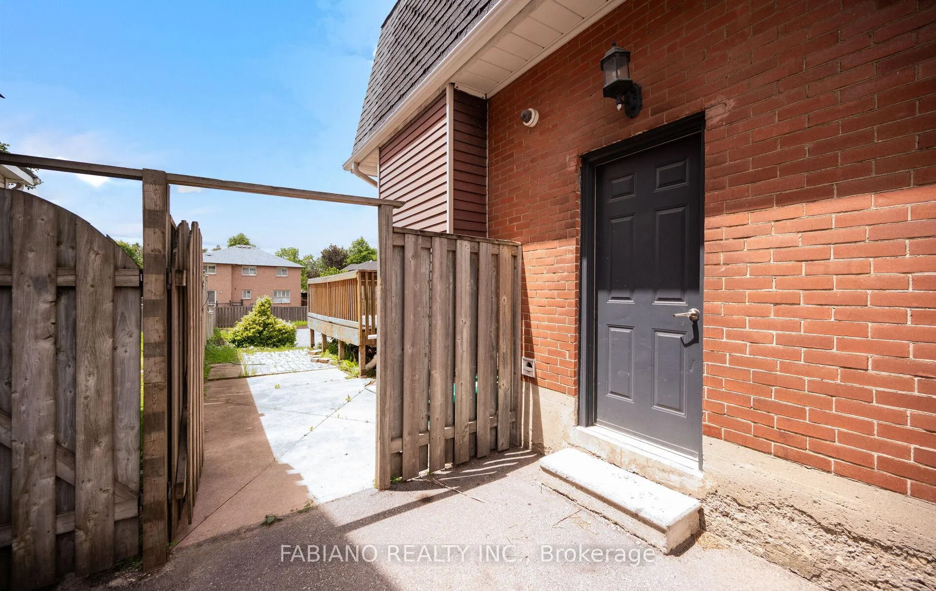 Photo 32 of 7872 - 7876 Kipling Avenue, Vaughan, West Woodbridge — HOMEH