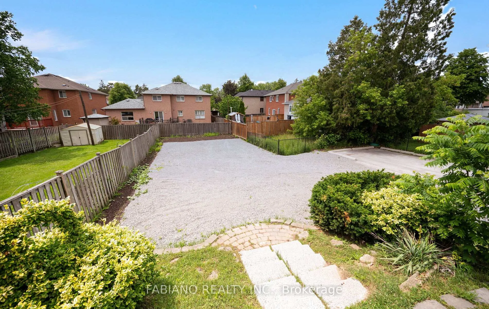 Photo 34 of 7872 - 7876 Kipling Avenue, Vaughan, West Woodbridge — HOMEH