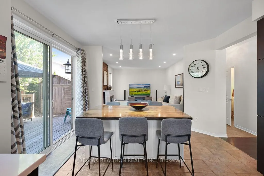 Photo 12 of 15 Turnerbury Avenue, Ajax, Central East — HOMEH