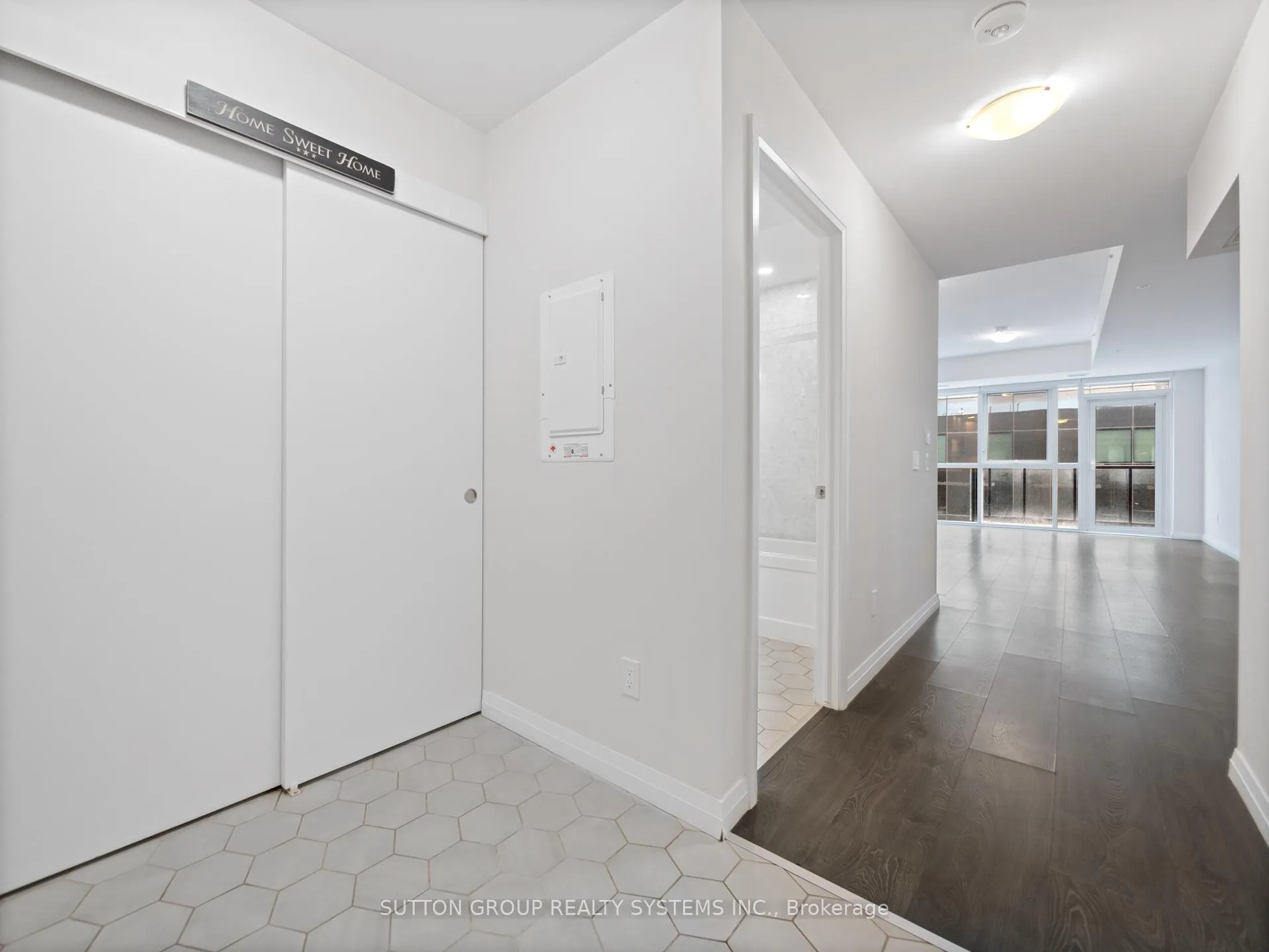 Photo 9 of Unit 404, 108 Garment Street, Kitchener, City Commercial Core — HOMEH