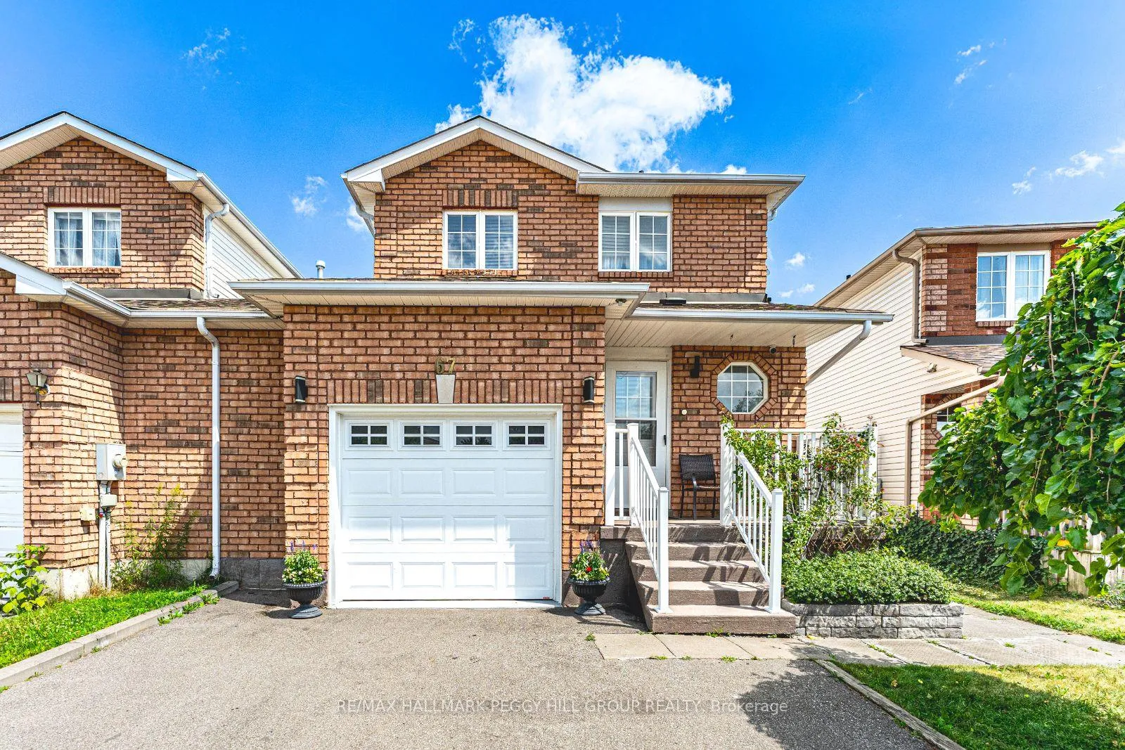 Photo 1 of 67 Wessenger Drive, Barrie, Holly — HOMEH