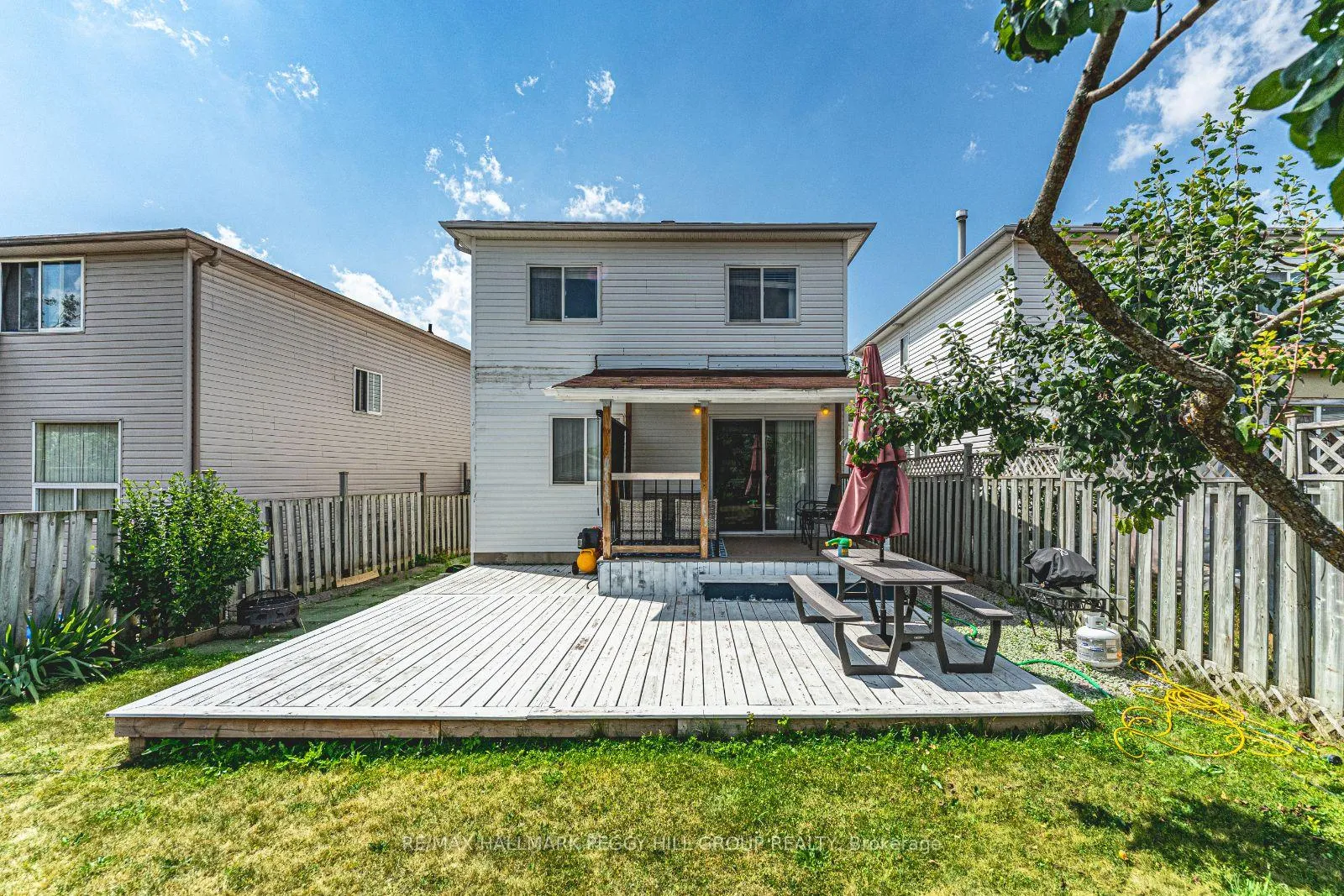 Photo 12 of 67 Wessenger Drive, Barrie, Holly — HOMEH