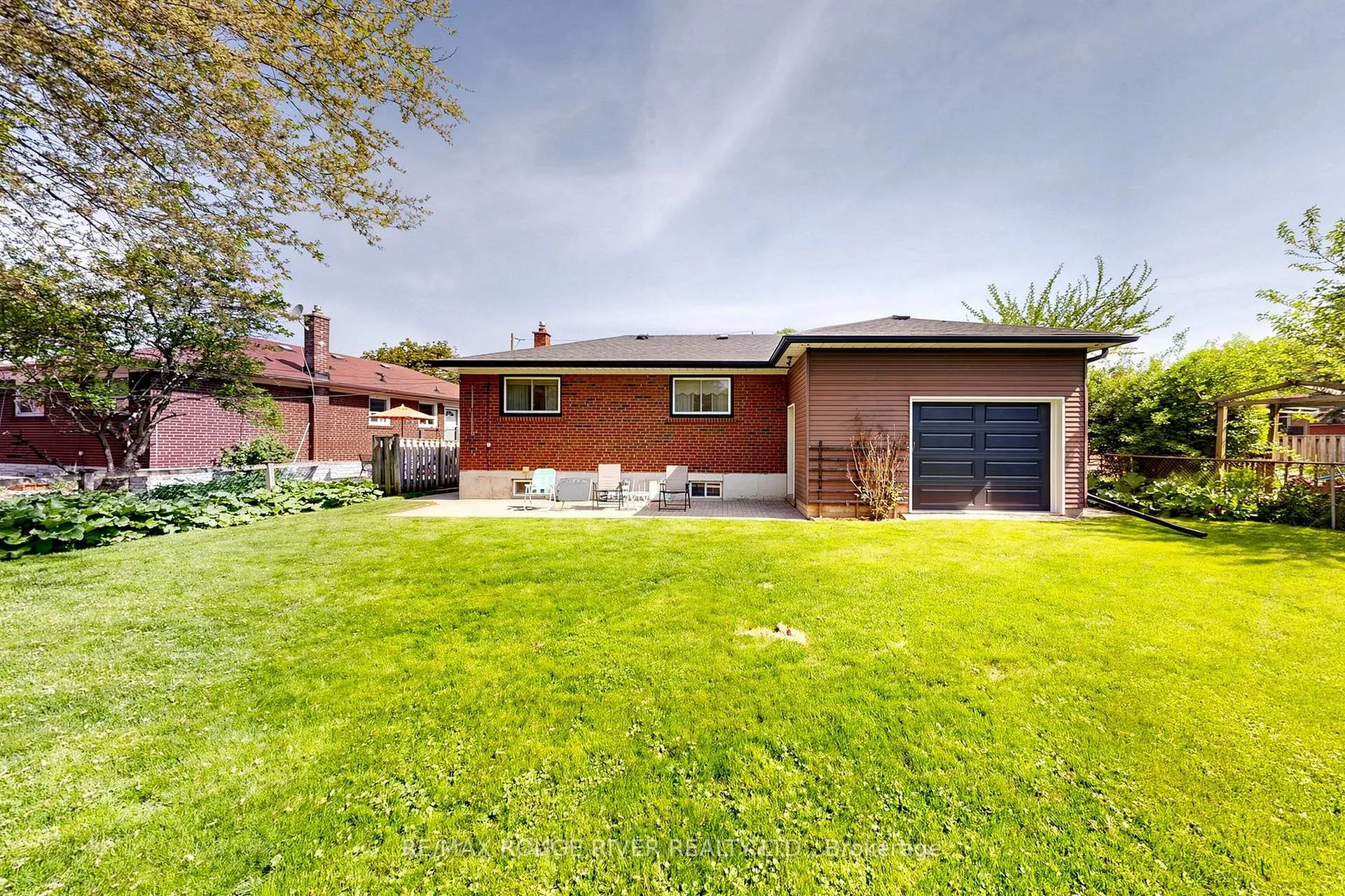 Photo 2 of 46 Melchior Drive, Scarborough, West Hill — HOMEH