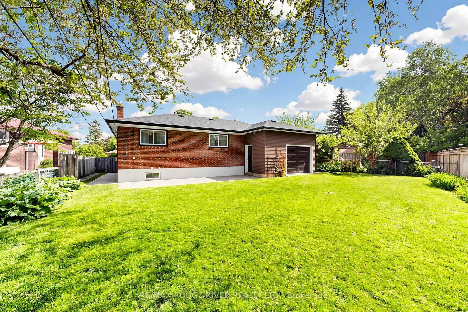 Photo 28 of 46 Melchior Drive, Scarborough, West Hill — HOMEH