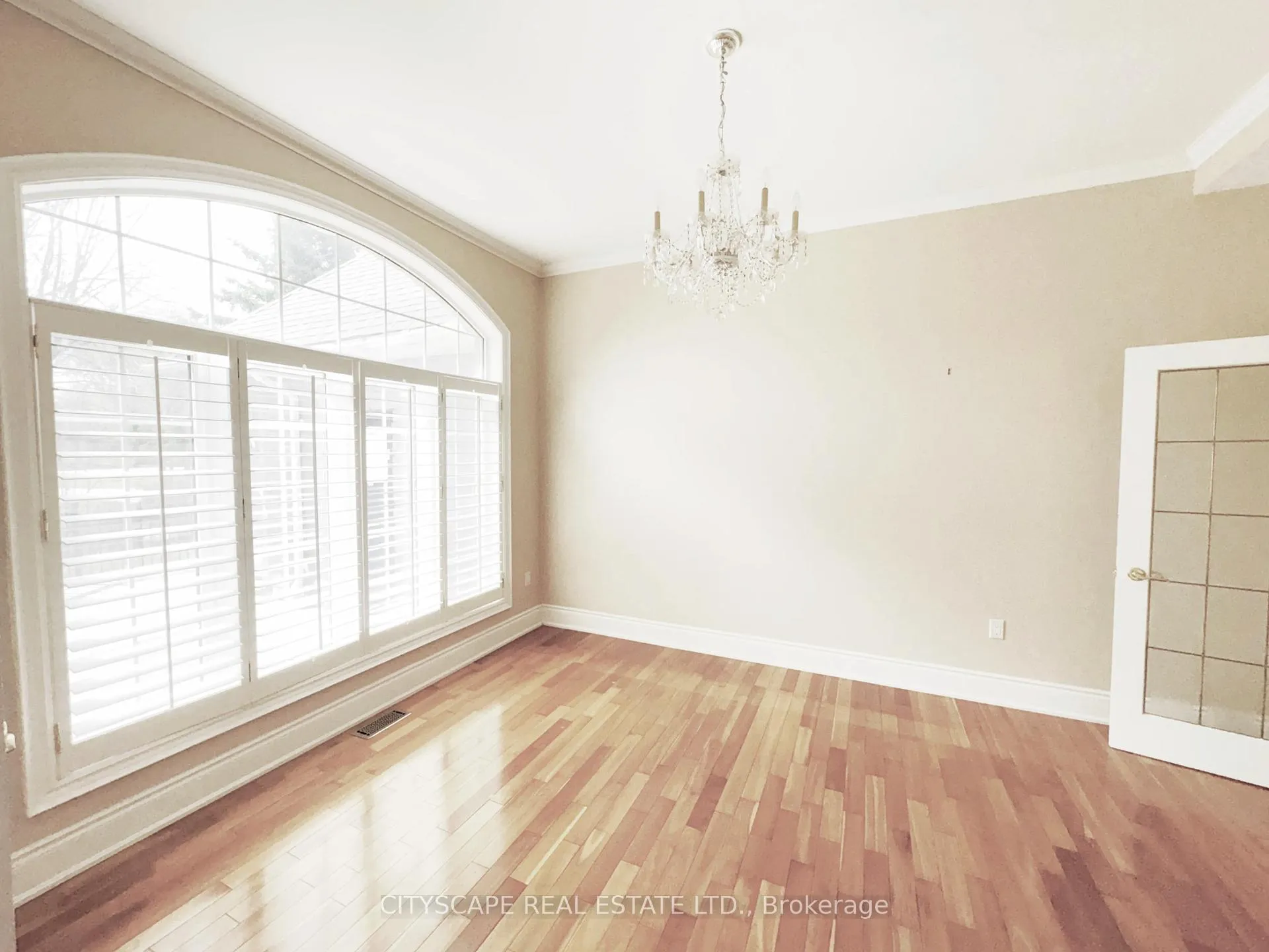 Photo 8 of 369 Coventry Hill Trail, Newmarket, Summerhill Estates — HOMEH