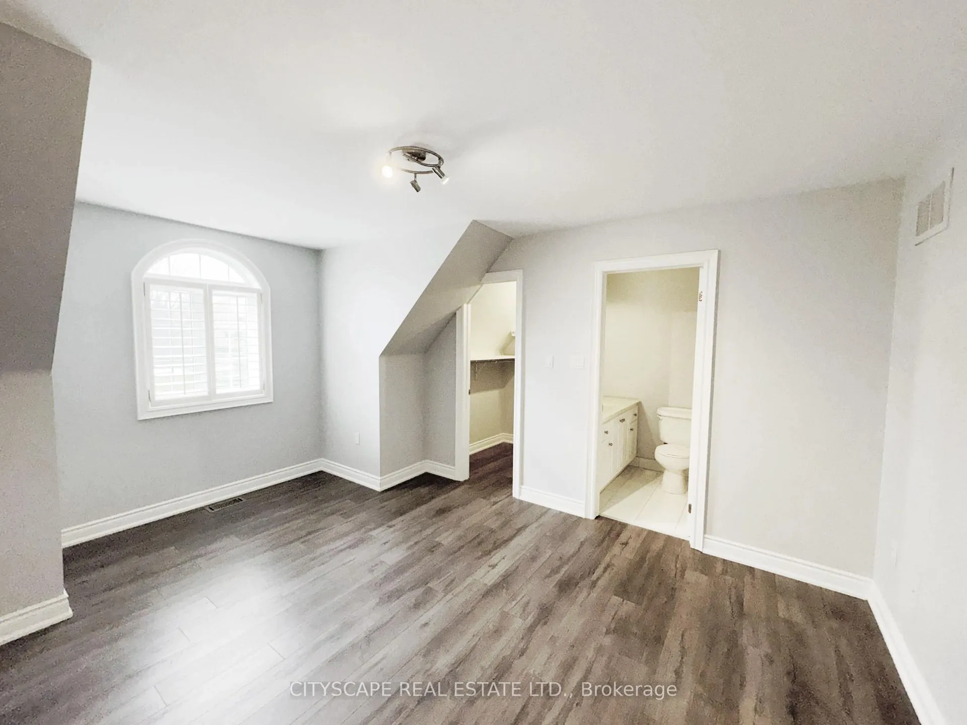 Photo 32 of 369 Coventry Hill Trail, Newmarket, Summerhill Estates — HOMEH