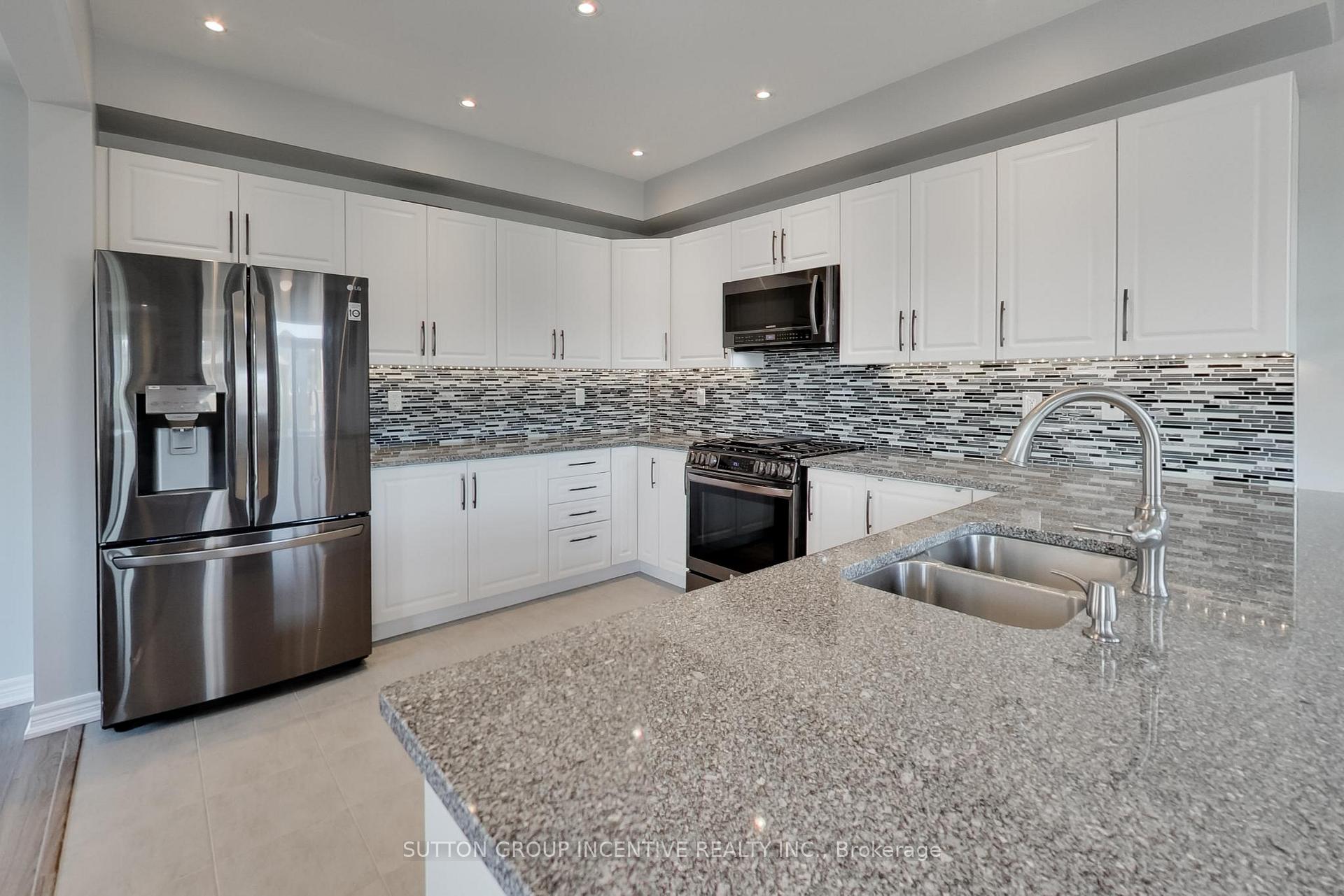 Photo 6 of 24 Sasco Way, Essa, Angus — HOMEH