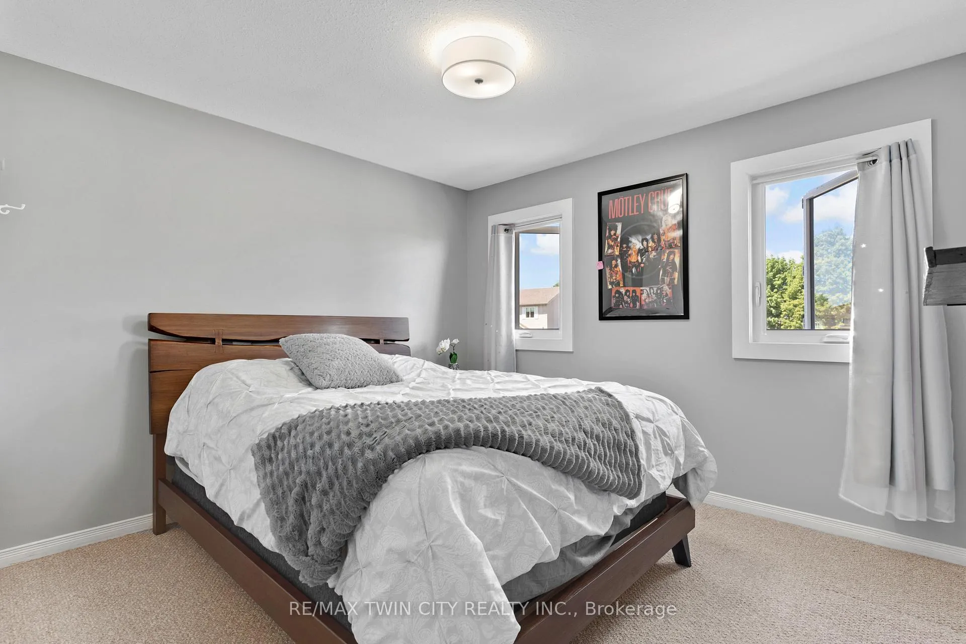 Photo 25 of 249 Wilderness Drive, Kitchener, Larentian West — HOMEH